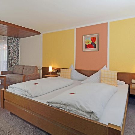 Landgasthof Zur Linde Heimbuchenthal Exteriör bild
