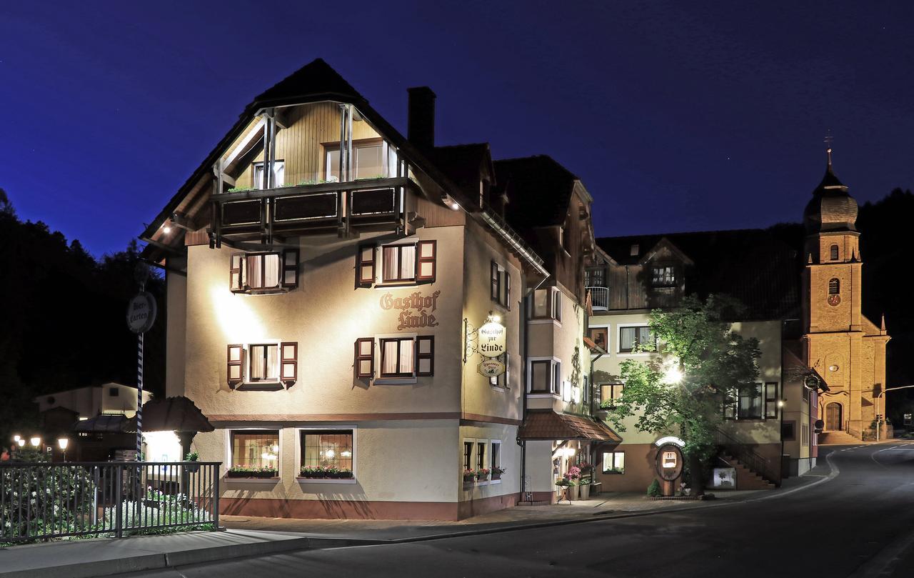 Landgasthof Zur Linde Heimbuchenthal Exteriör bild